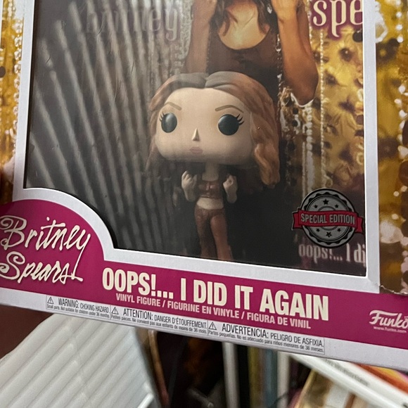 Funko POP Britney Spears Oops I Did It Again Vinyl Figure - Picture 4 of 6